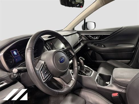 Used 2023 Subaru Outback Limited image 9