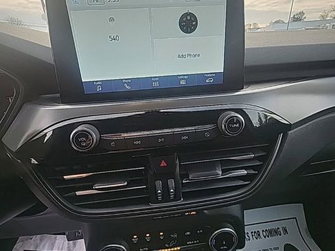 Used 2024 Ford Escape Active image 18