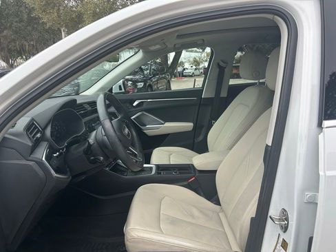 Used 2020 Audi Q3 2.0T Premium Plus w/ Premium Plus Package image 7