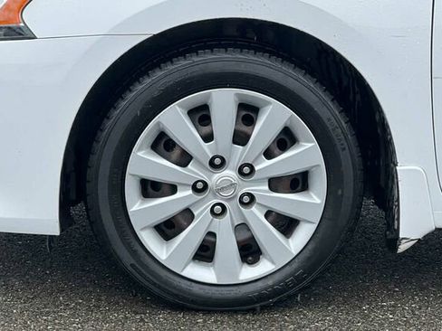 Used 2015 Nissan Sentra SV image 23