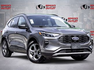 Used 2025 Ford Escape ST-Line image 1