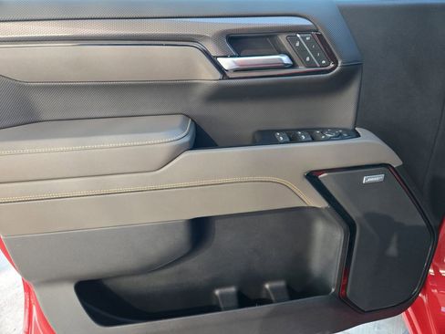 Used 2023 Chevrolet Silverado 1500 ZR2 image 31