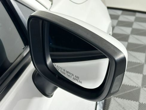 Used 2017 Toyota Yaris iA image 9