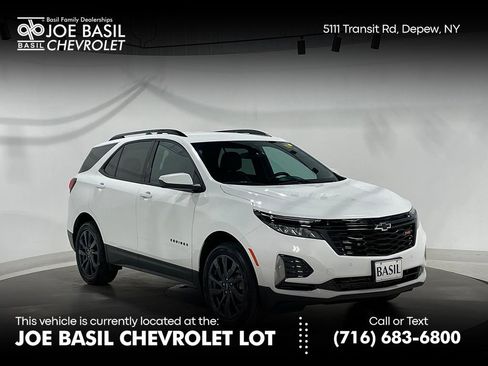 Used 2024 Chevrolet Equinox RS w/ LPO, Floor Liner Package image 1