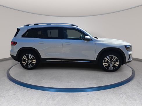New 2026 Mercedes-Benz GLB 250 image 4