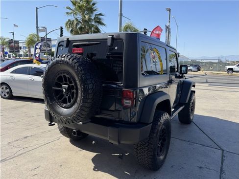 Used 2017 Jeep Wrangler Sport w/ Connectivity Group AWD/4WD image 40