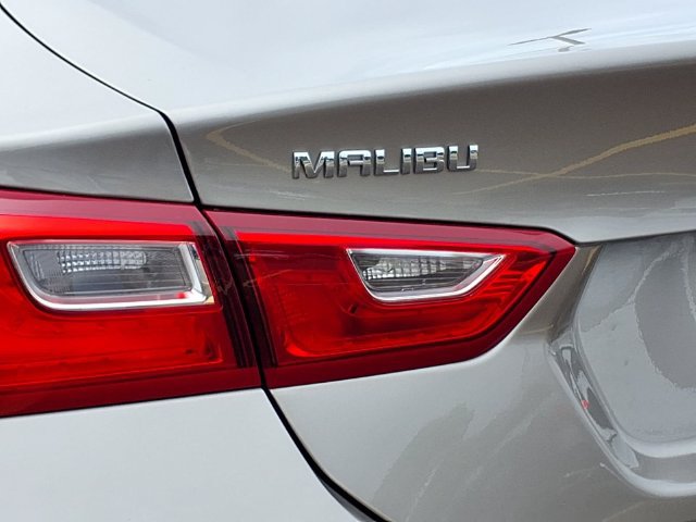 Used 2025 Chevrolet Malibu LT FWD image 23