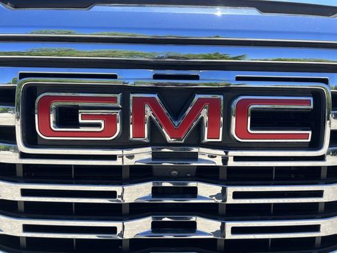 Used 2024 GMC Sierra 1500 Denali w/ Denali Reserve Package AWD/4WD image 32