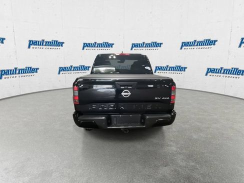 Used 2023 Nissan Frontier SV w/ Technology Package AWD/4WD image 10