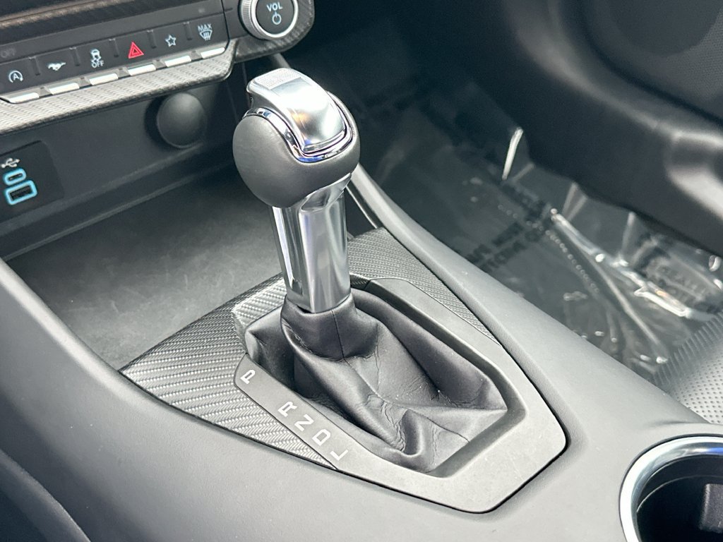 Used 2025 Ford Mustang Premium RWD image 16