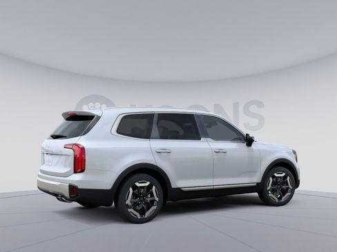 New 2025 Kia Telluride S image 8