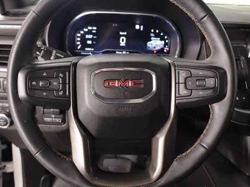 Used 2023 GMC Yukon XL AT4 w/ AT4 Premium Plus Package AWD/4WD image 3