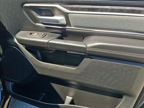 Used 2021 RAM 1500 Big Horn AWD/4WD image 10
