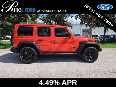 Used 2023 Jeep Wrangler Unlimited Sport w/ Sun And Sound Package AWD/4WD image 3