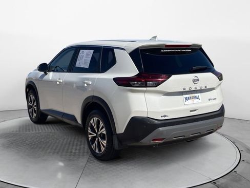 Used 2023 Nissan Rogue SV AWD/4WD image 3