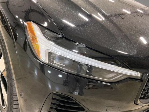 Used 2024 Volvo XC60 T8 Plus w/ Protection Package Premier AWD/4WD image 31