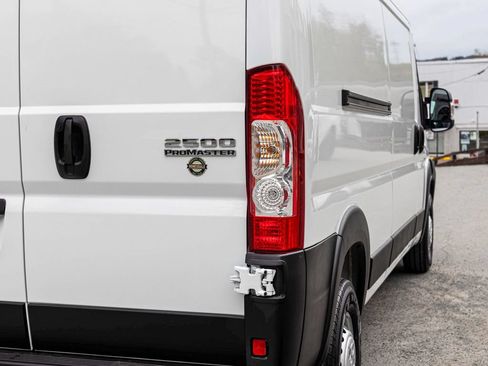 New 2026 RAM ProMaster 2500 w/ Premium Convenience Group FWD image 26