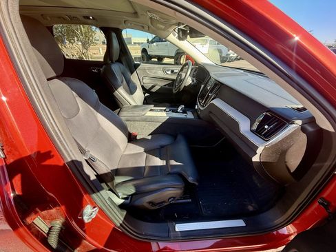 Used 2019 Volvo XC60 T8 Inscription w/ Advanced Package image 13