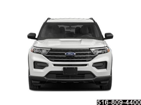Used 2022 Ford Explorer XLT w/ Equipment Group 202A image 5
