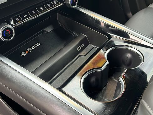 Certified 2025 Chevrolet Tahoe Z71 w/ Comfort Package image 26