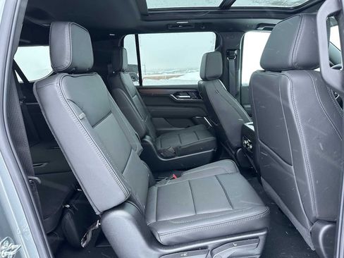 New 2026 GMC Yukon XL Denali w/ Sun & Power Step Package AWD/4WD image 12