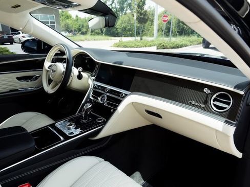 Used 2023 Bentley Flying Spur Azure AWD/4WD image 24
