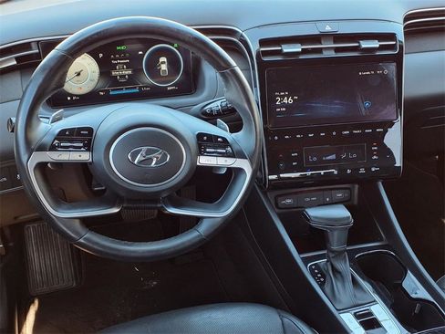 Used 2022 Hyundai Santa Cruz Limited image 13