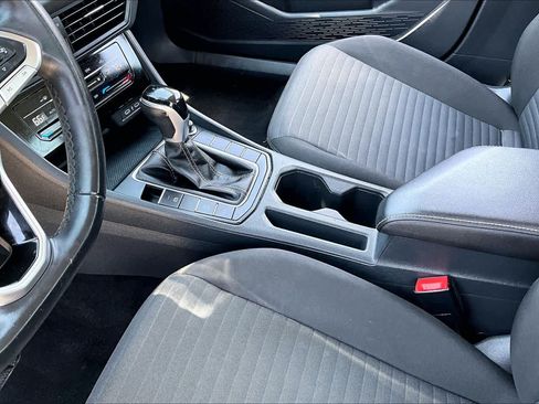 Used 2025 Volkswagen Jetta S FWD image 14