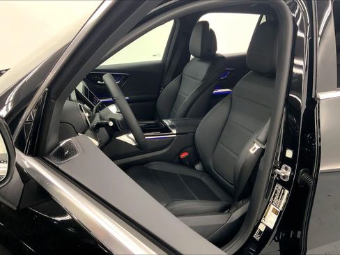 New 2026 Mercedes-Benz GLC 300 image 22