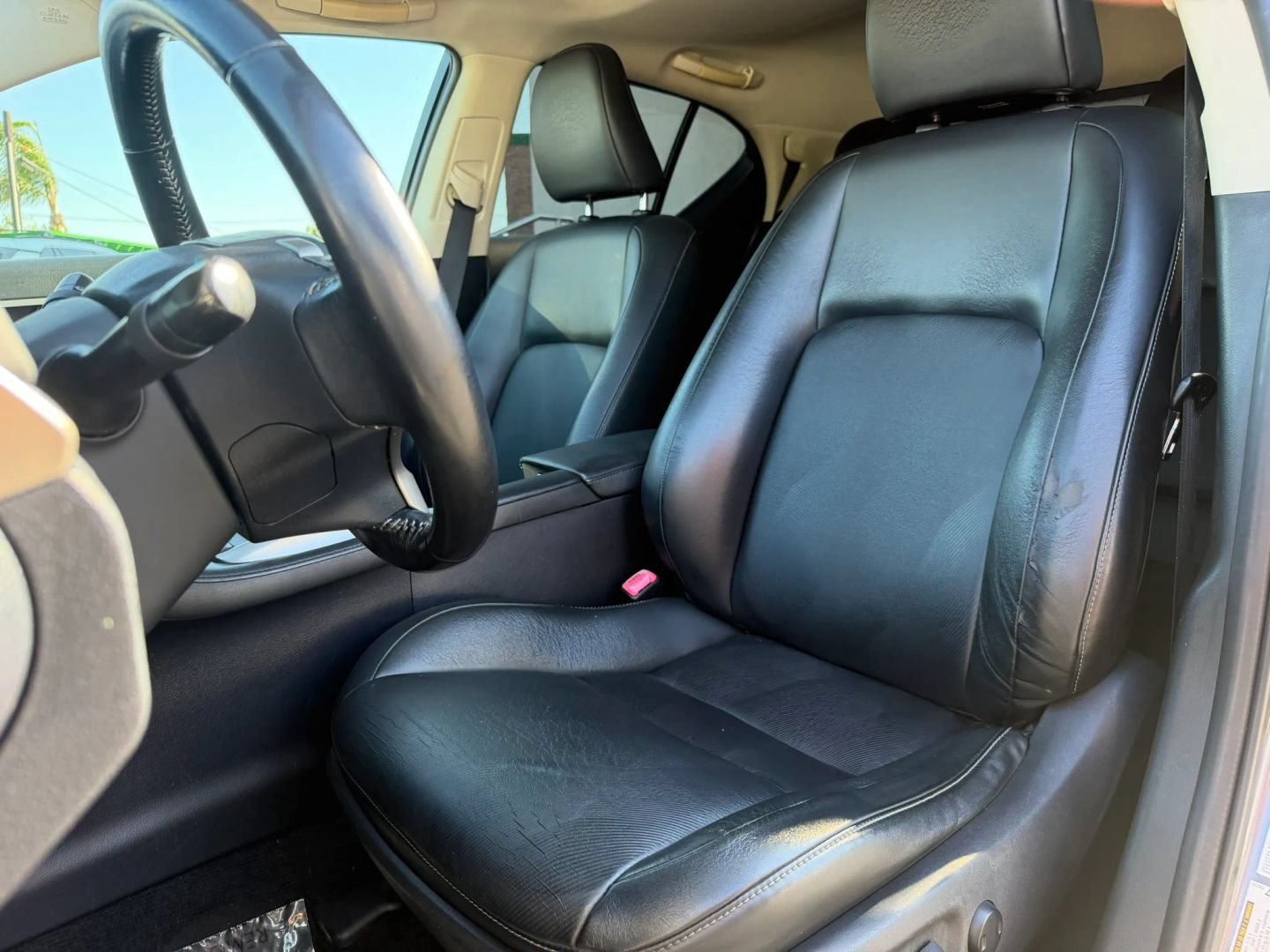 Used 2015 Lexus CT 200h w/ Navigation Package FWD image 11
