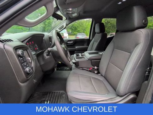 Used 2019 Chevrolet Silverado 1500 Custom Trail Boss w/ Custom Convenience Package AWD/4WD image 19