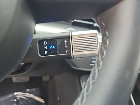 Certified 2025 Hyundai Kona SEL FWD image 21