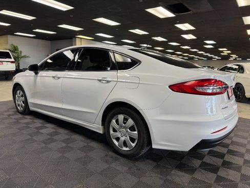 Used 2019 Ford Fusion S image 8