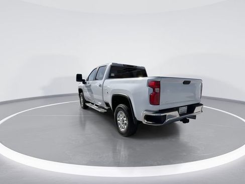 Used 2025 Chevrolet Silverado 2500 LT AWD/4WD image 6