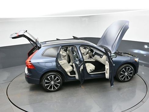 Used 2023 Volvo XC60 B5 Plus w/ Climate Package image 47