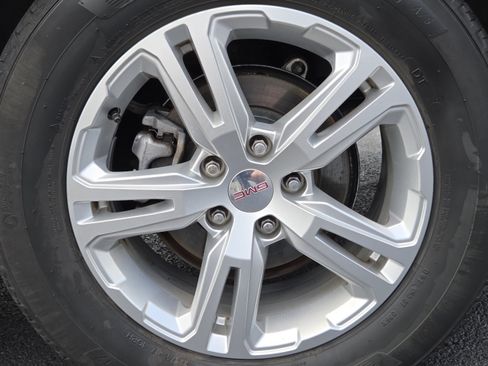 Used 2020 GMC Terrain SLE w/ Driver Convenience Package FWD image 15