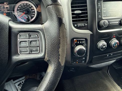 Used 2017 RAM 1500 Express w/ Express Value Package AWD/4WD image 21