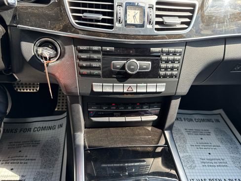 Used 2014 Mercedes-Benz E 350 4MATIC Sedan w/ Premium 1 Package image 19