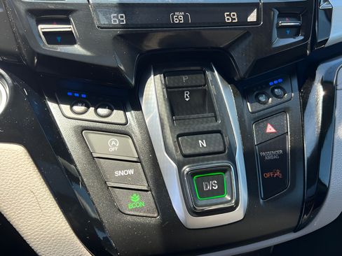 Used 2018 Honda Odyssey Elite image 51