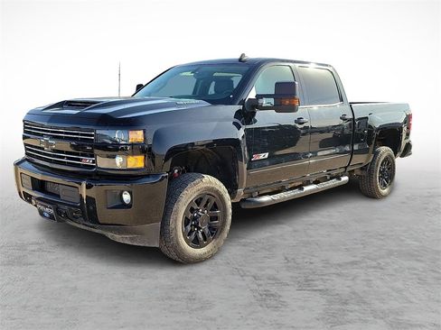 Used 2019 Chevrolet Silverado 2500 LTZ w/ Duramax Plus Package image 5