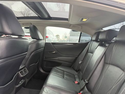 Used 2019 Lexus ES 350 Luxury image 14