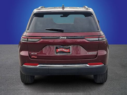 Used 2025 Jeep Grand Cherokee Limited AWD/4WD image 5