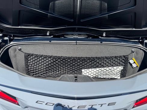 Used 2025 Chevrolet Corvette Stingray Preferred Conv w/ Z51 Performance Package RWD image 11