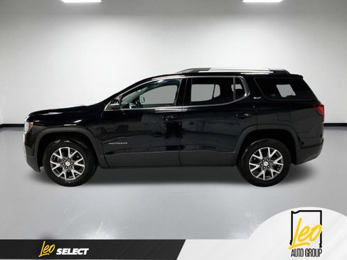 Used 2023 GMC Acadia SLT AWD/4WD image 11
