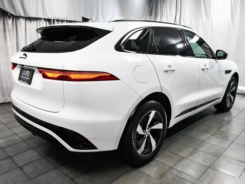 Used 2024 Jaguar F-PACE R-Dynamic S image 6