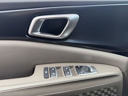 New 2026 Kia Carnival LXS FWD image 18