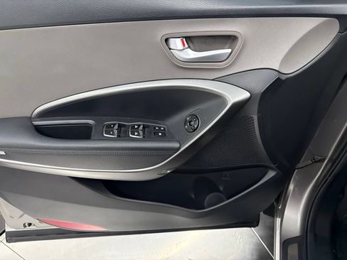 Used 2017 Hyundai Santa Fe Sport FWD image 14