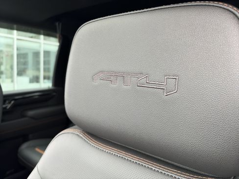 Used 2024 GMC Sierra 2500 AT4 w/ AT4 Premium Plus Package image 30