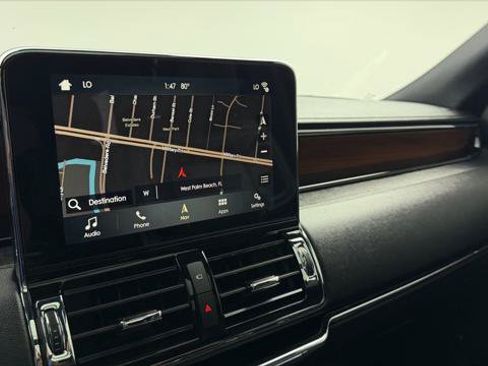 Used 2018 Lincoln Navigator Reserve AWD/4WD image 30