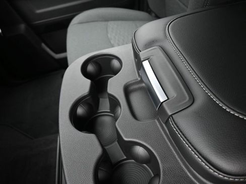 New 2026 RAM 2500 Tradesman AWD/4WD image 9